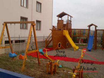 ahsap-cocuk-oyun-parki-gemi.jpg